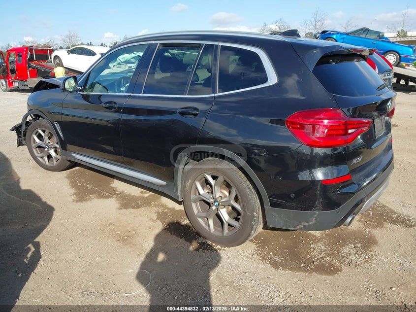 BMW X3 - фото 9