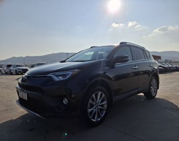 ToyotaRAV 4