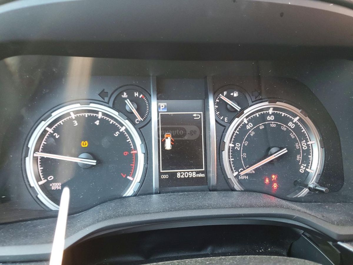 Toyota 4 Runner - фото 9