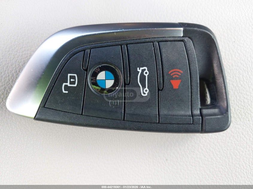 BMW M240 2023 — миниатюра 10