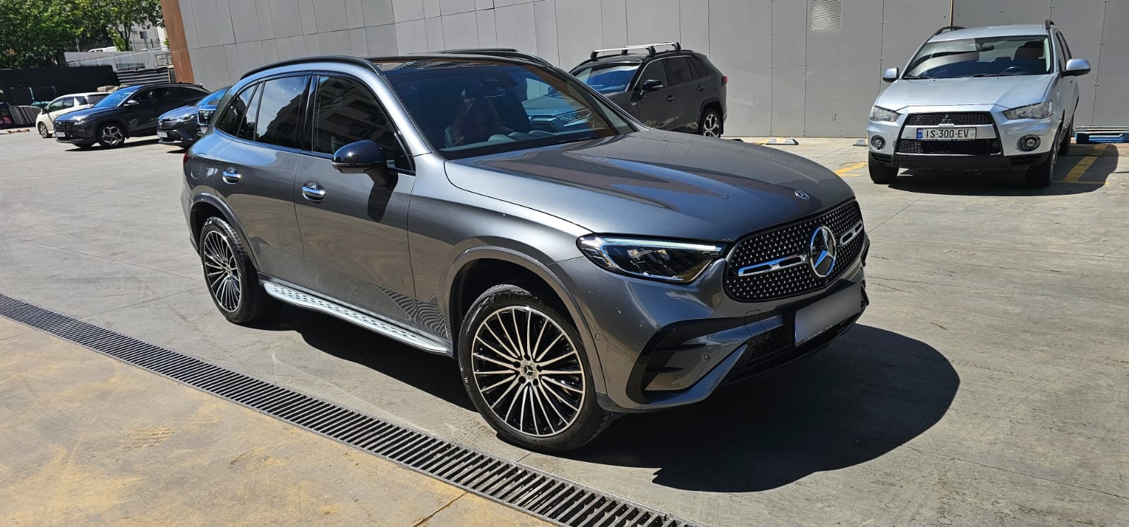 Mercedes-Benz 2023