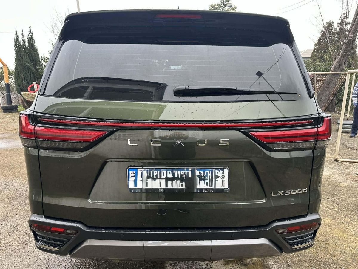 Lexus LX 500 - фото 4