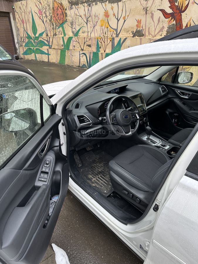 Subaru Premium 4dr All-Wheel Drive CV — миниатюра 7