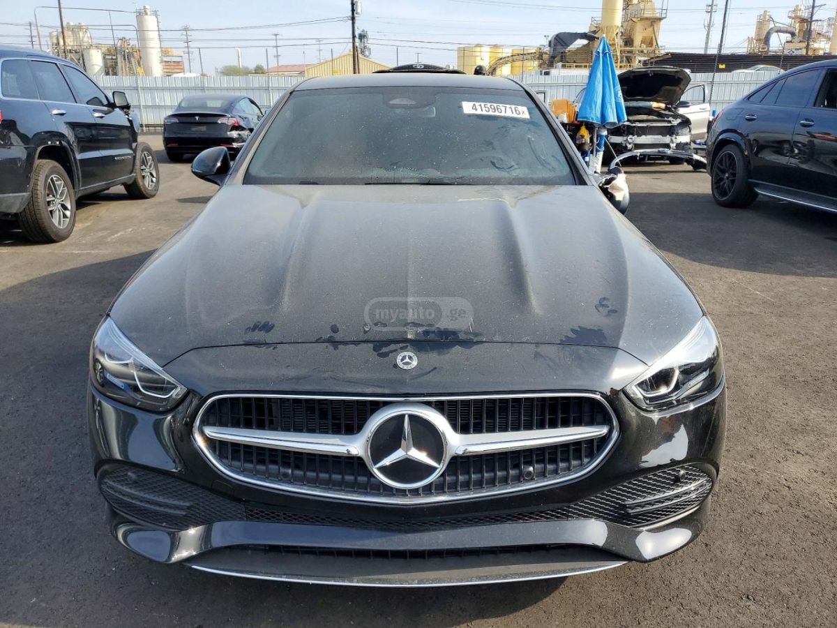 Mercedes-Benz C 300 2025 — миниатюра 5