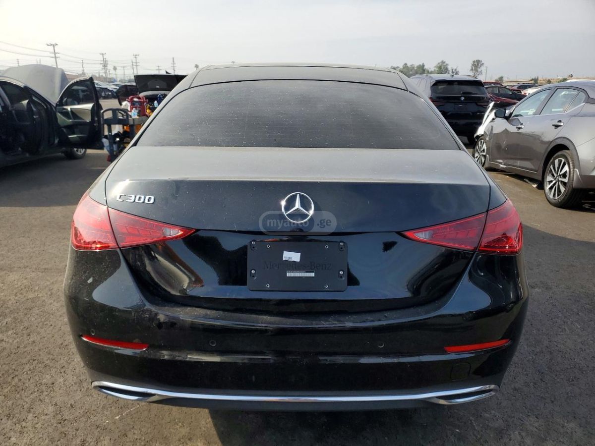 Mercedes-Benz C 300 2025 — миниатюра 6