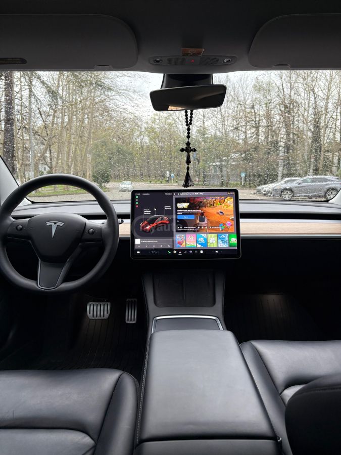 Tesla Model 3 - фото 5