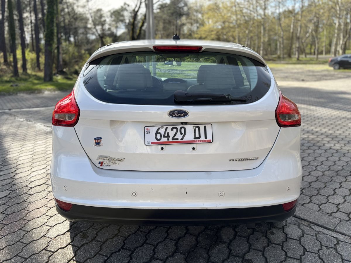 Ford Focus - фото 4