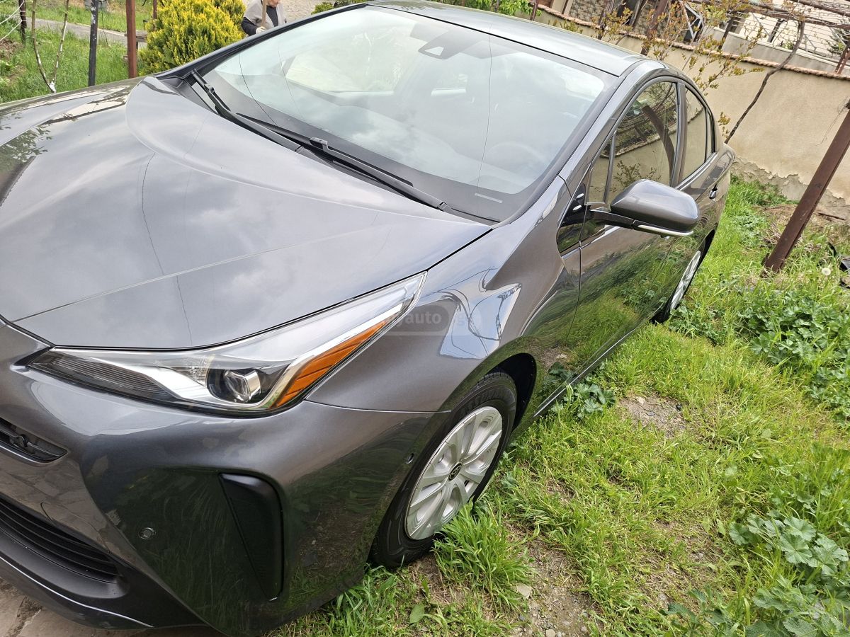 Toyota Prius - фото 4