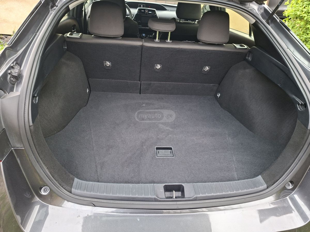 Toyota Prius - фото 9