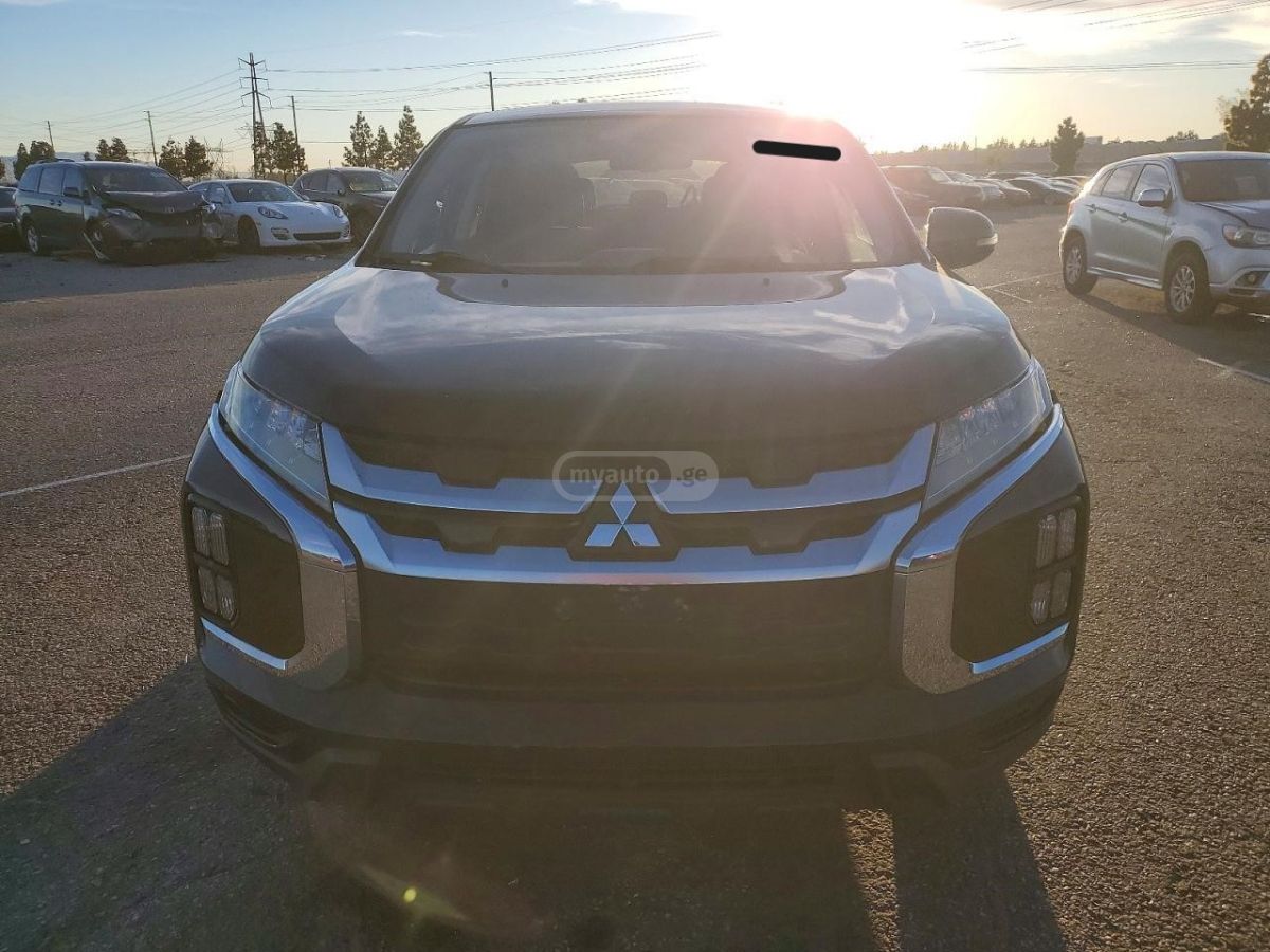 Mitsubishi Outlander Sport - фото 5