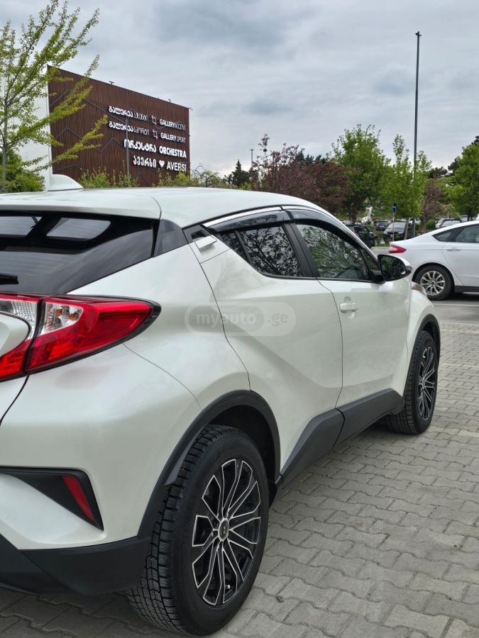 Toyota CHR - фото 7