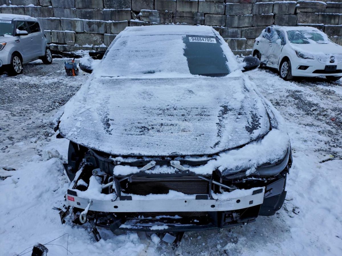 Alfa Romeo Giulia 2024 — миниатюра 5