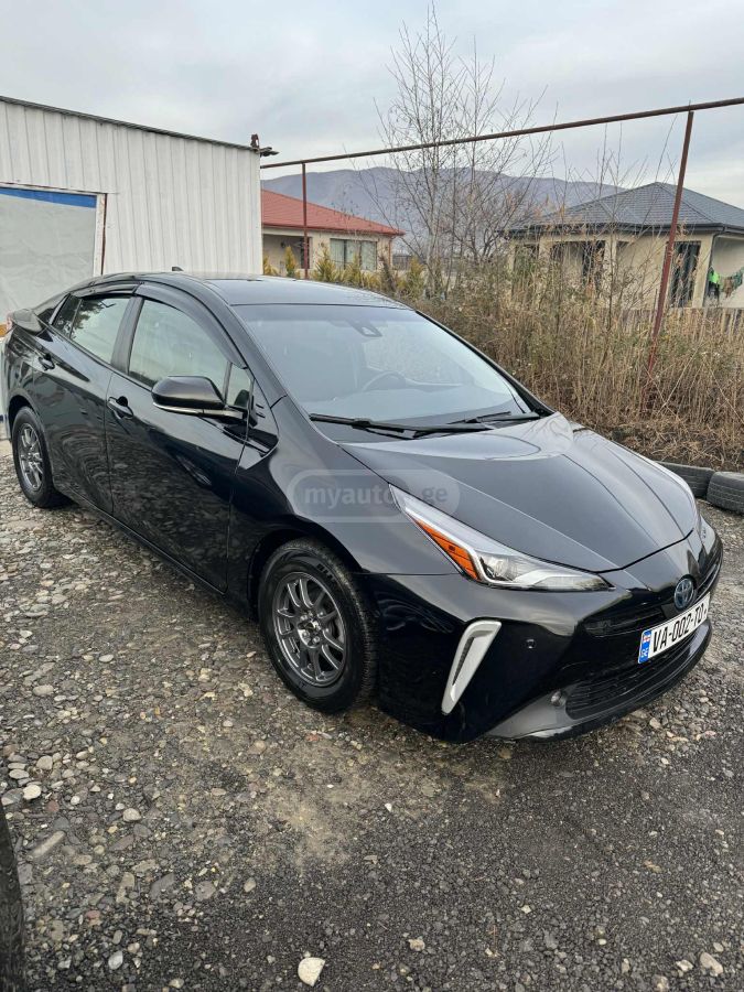 Toyota Prius - фото 2