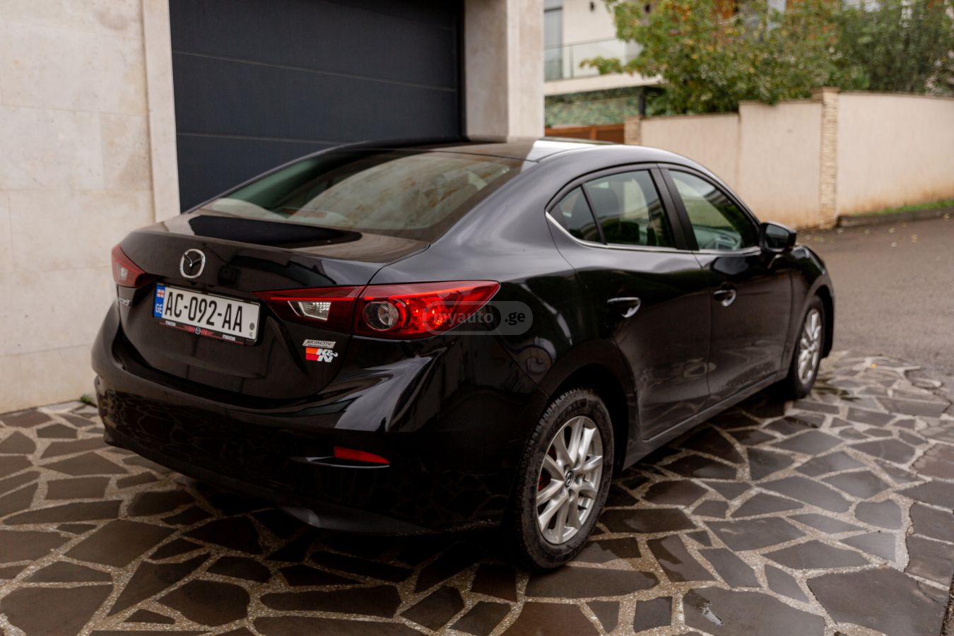 Mazda Mazda 3 - фото 2