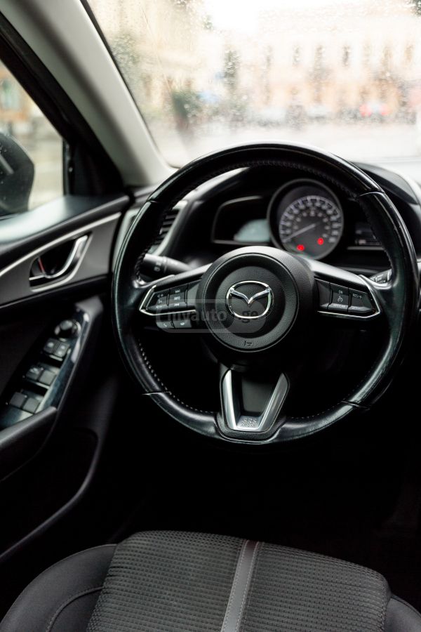 Mazda Mazda 3 - фото 6