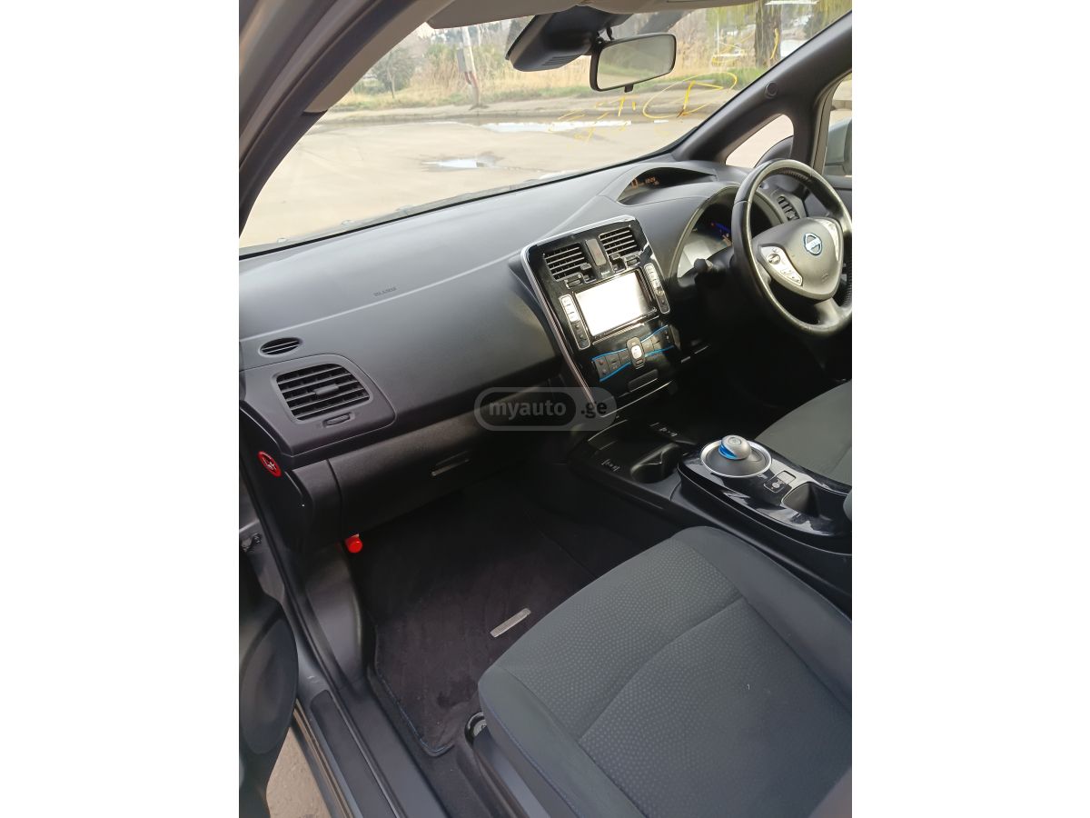 Nissan Leaf - фото 8