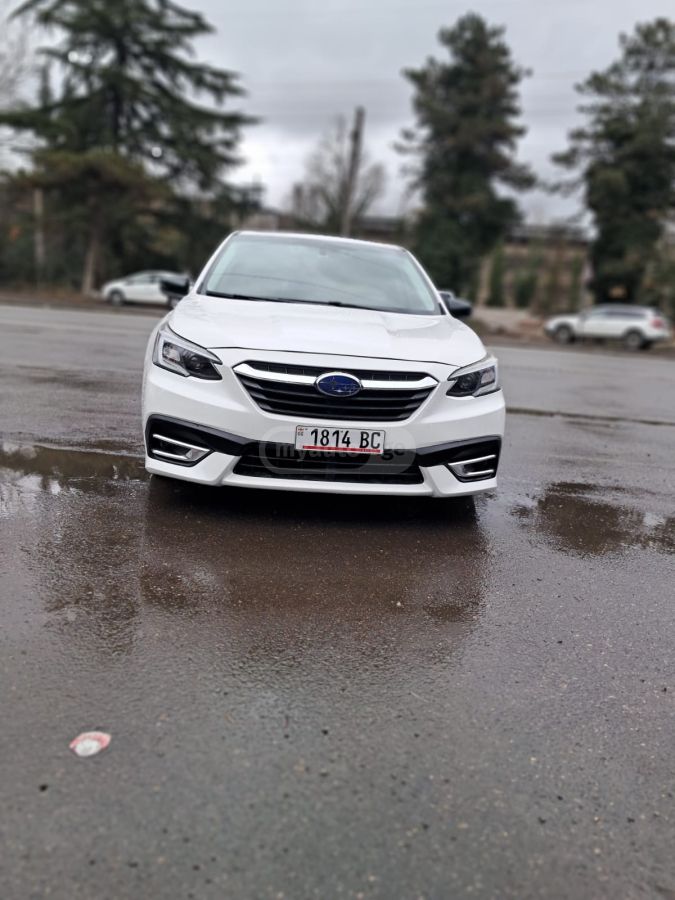Subaru Legacy - фото 1