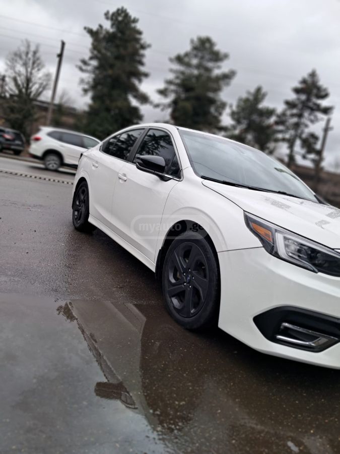 Subaru Legacy - фото 11