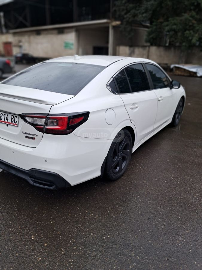 Subaru Legacy - фото 9