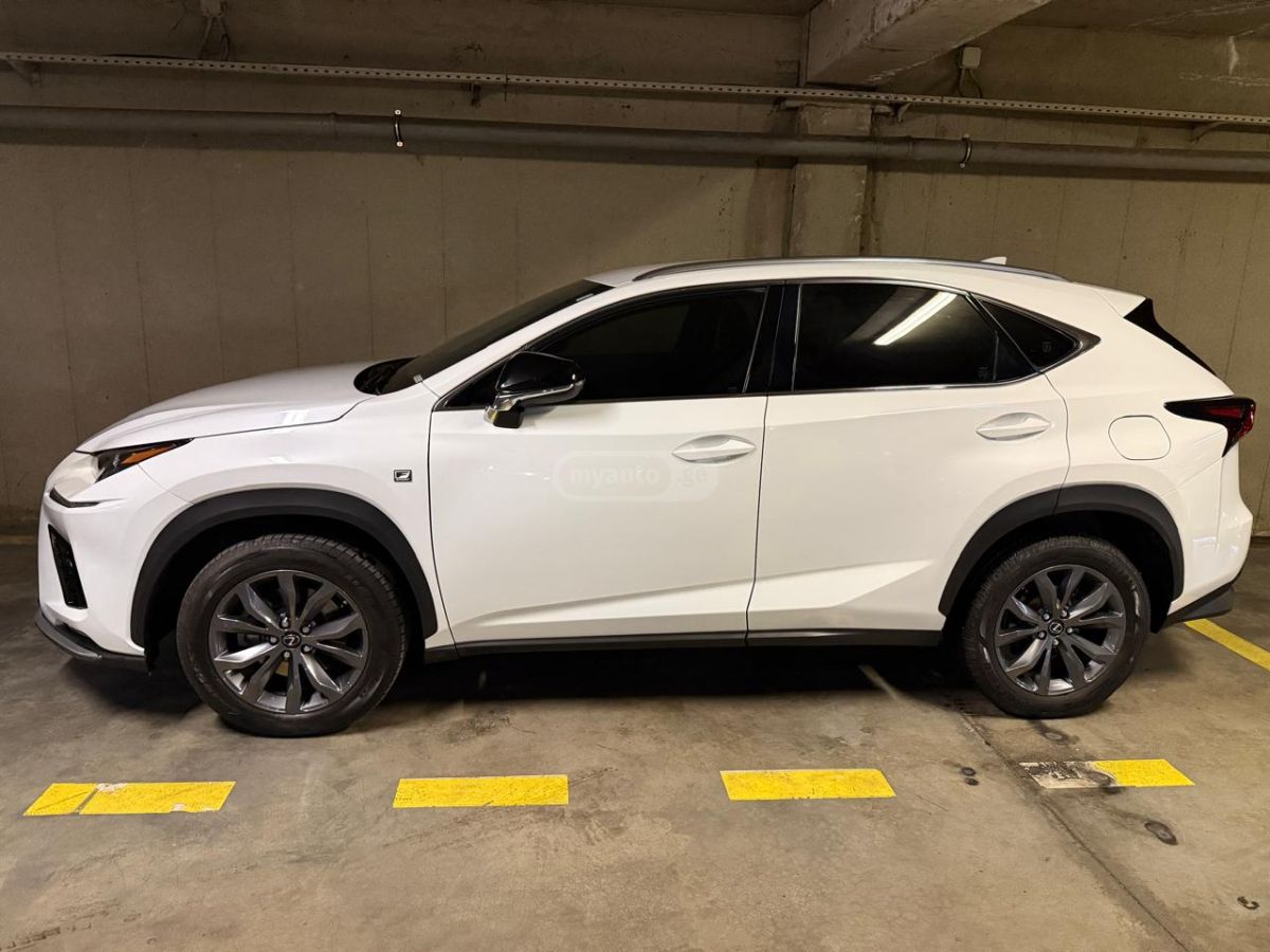 Lexus NX 300 - фото 15