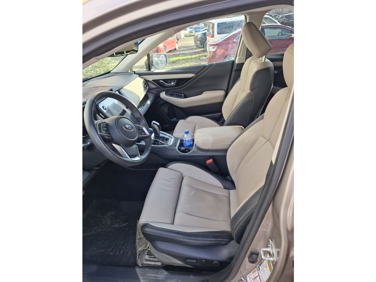 Subaru Outback - фото 2