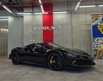 Ferrari 296 GTS 