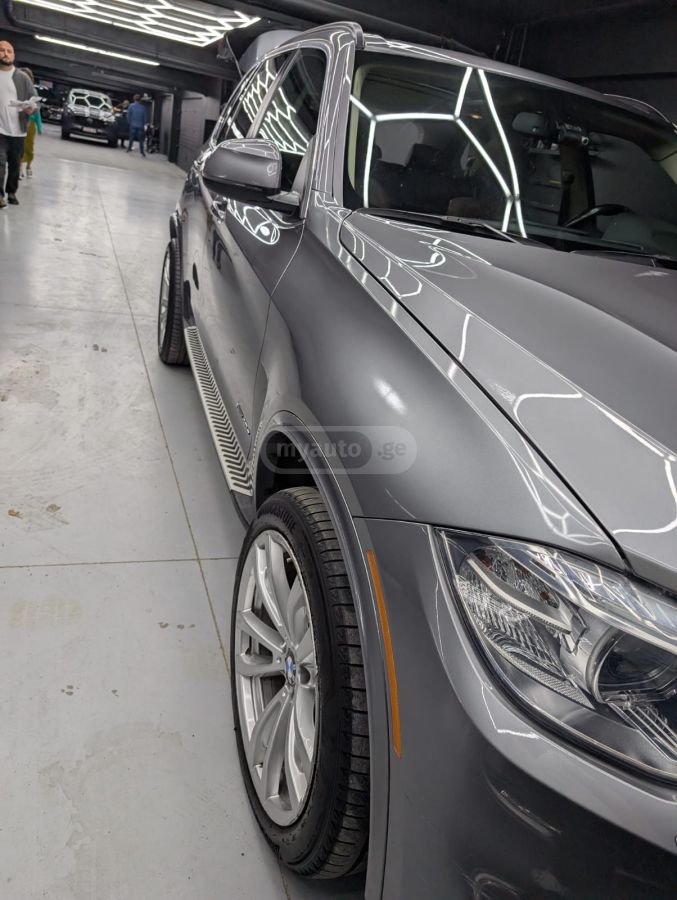 BMW X5 - фото 5