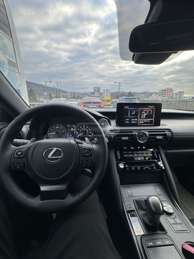 Lexus F SPORT — миниатюра 8
