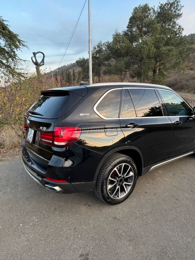 BMW X5 - фото 4