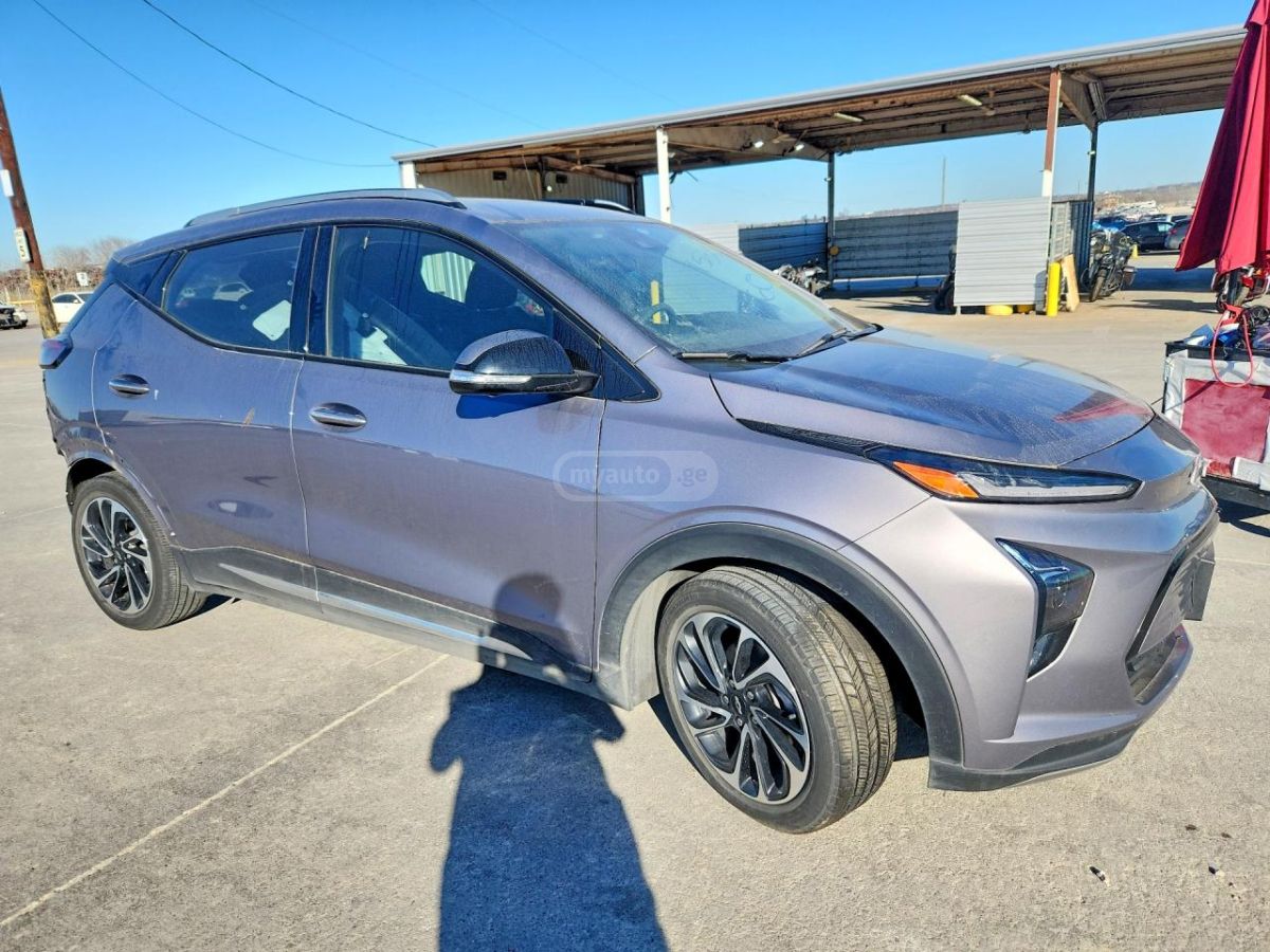 Chevrolet Bolt EUV - фото 2