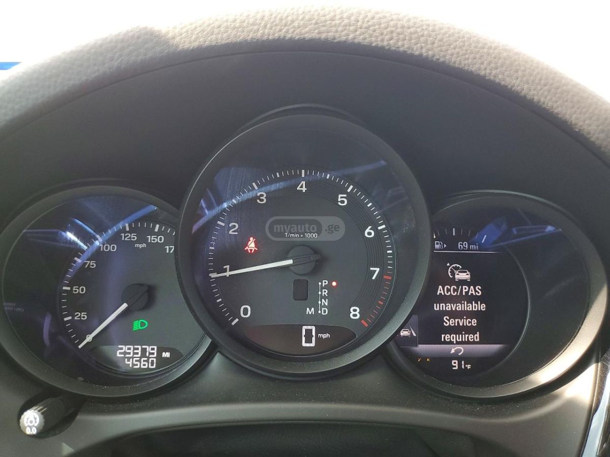 Porsche Macan - фото 9