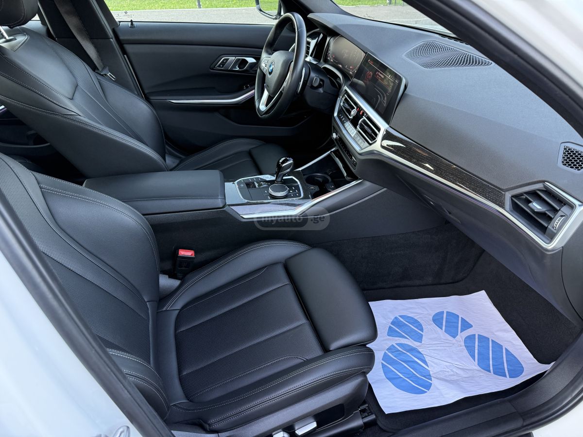 BMW 330 - фото 12