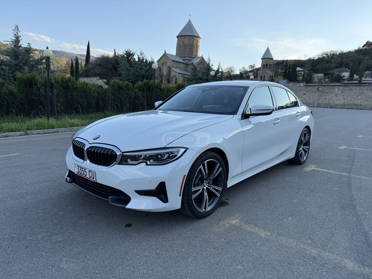 BMW 330 - фото 2