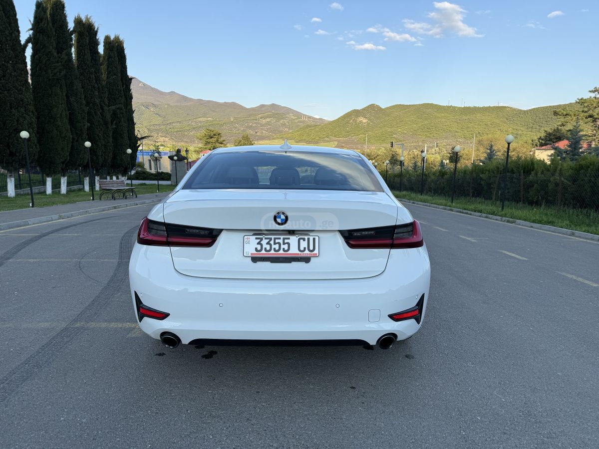 BMW 330 - фото 5