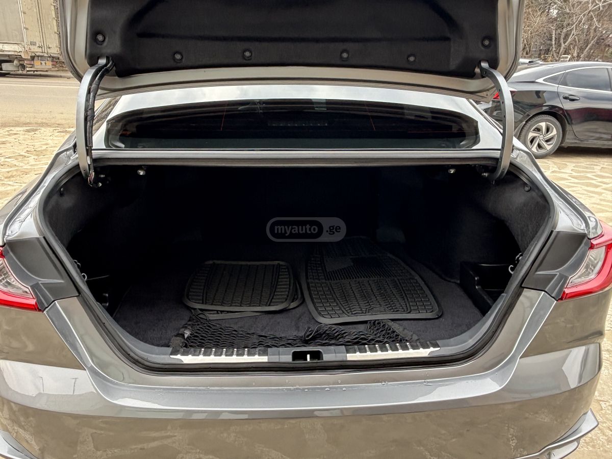 Toyota xse — миниатюра 14