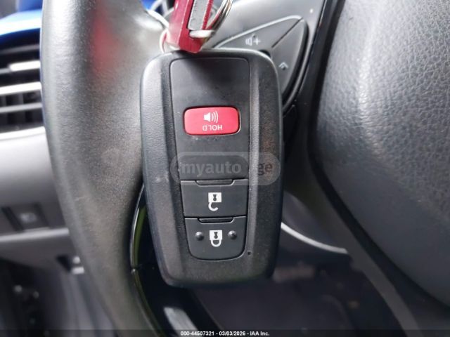 Toyota CHR - фото 10