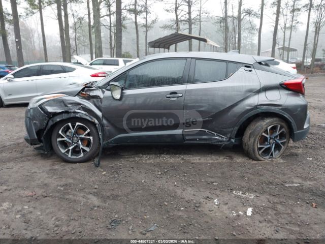 Toyota CHR - фото 13