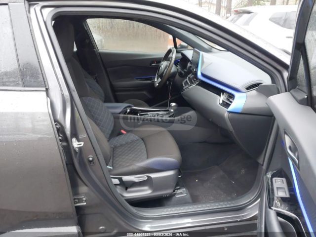 Toyota CHR - фото 5