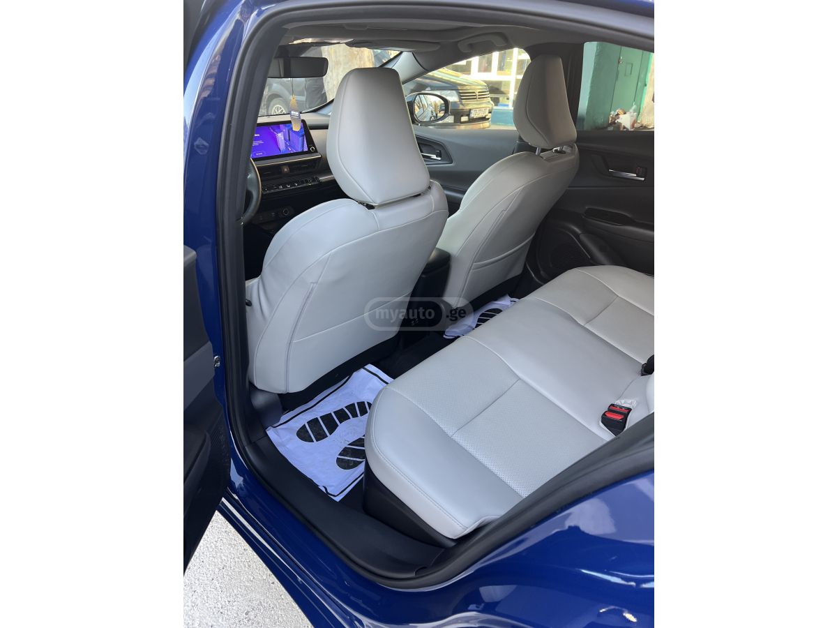 Toyota Prius - фото 14