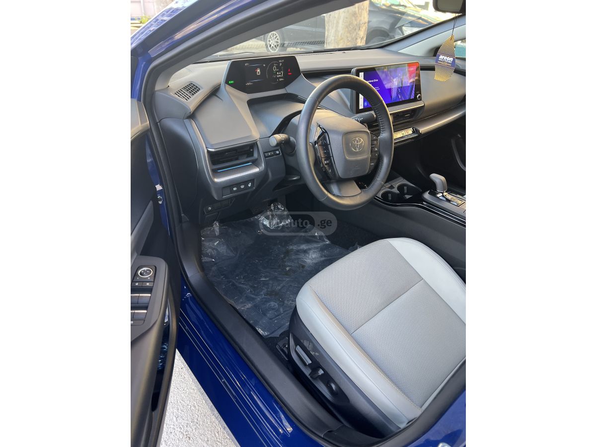 Toyota Prius - фото 15