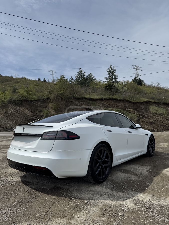 Tesla Model S 2022 — фото 5 купить в Москве