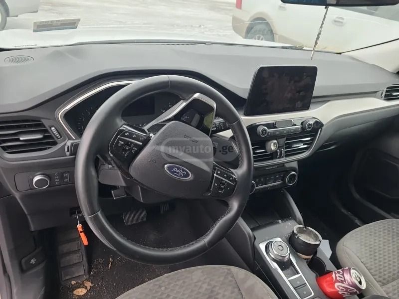 Ford Escape - фото 4