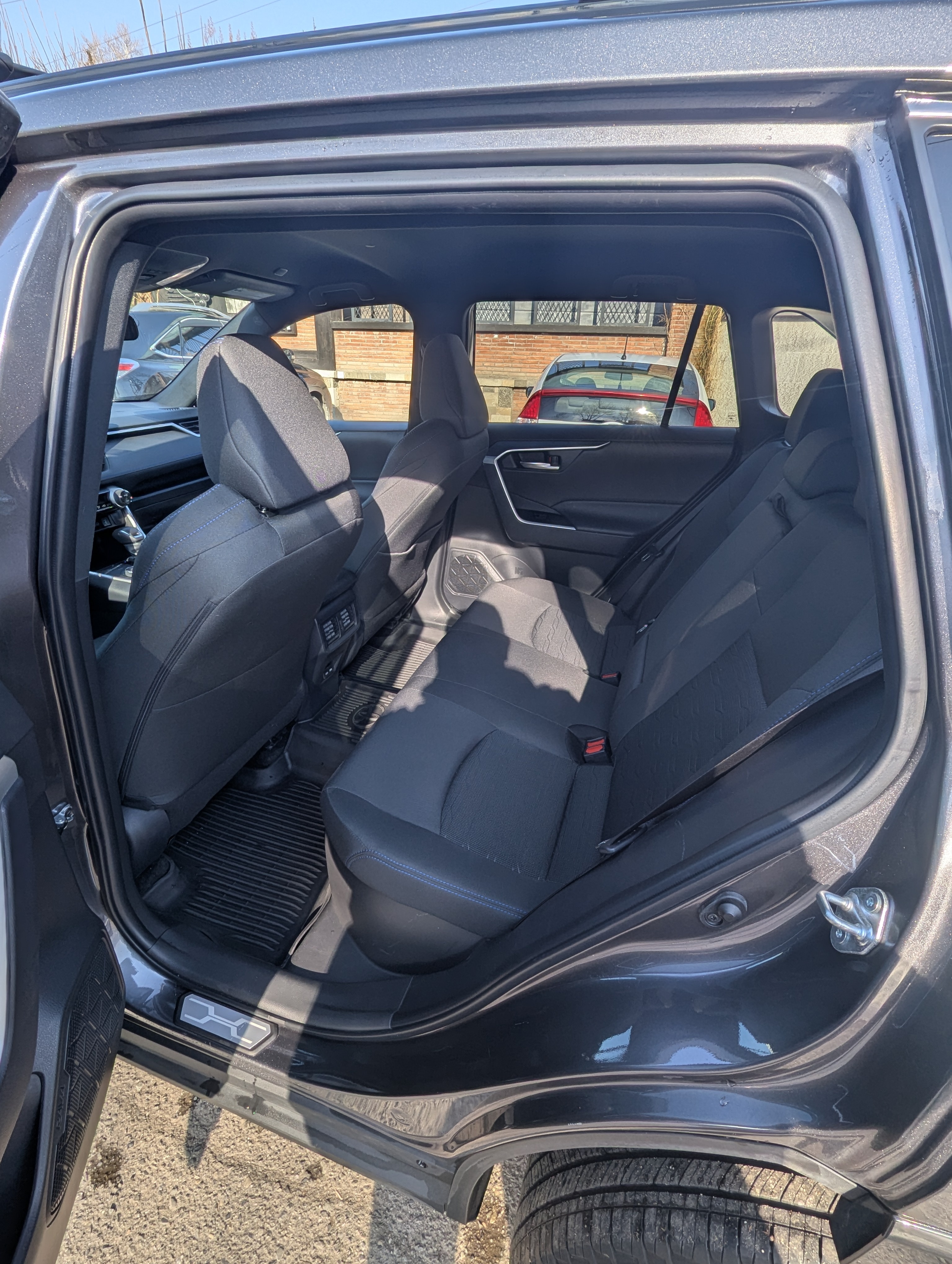 Toyota SE — миниатюра 6