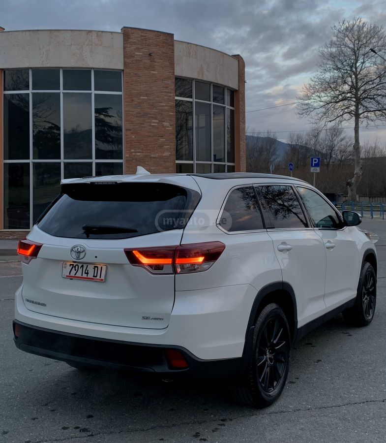 Toyota Highlander - фото 7
