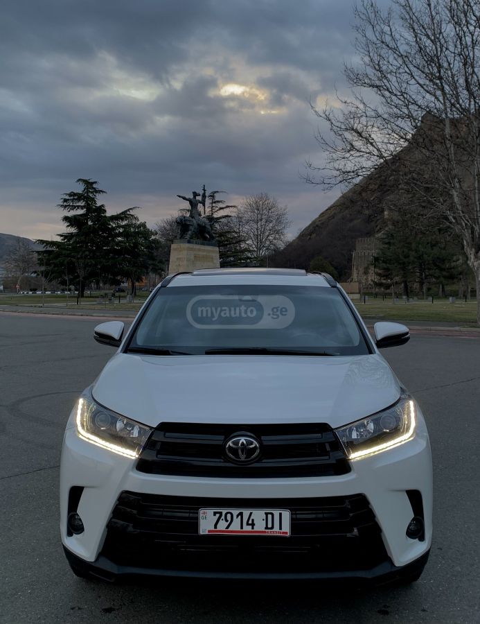 Toyota Highlander - фото 9