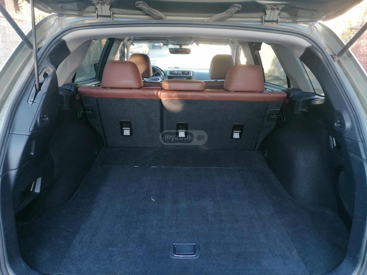 Subaru Outback - фото 7