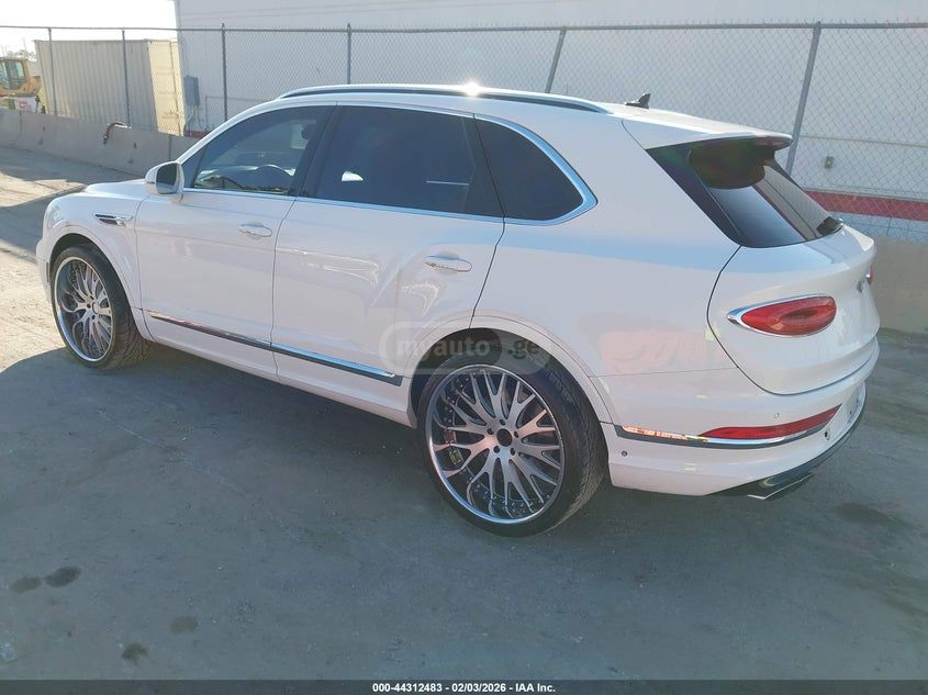 Bentley Bentayga - фото 2