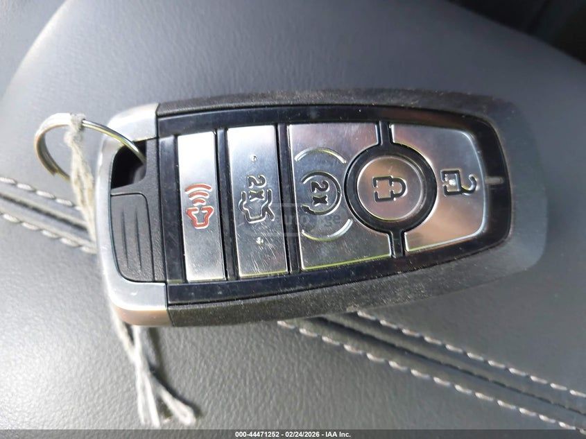 Ford Mustang 2025 — миниатюра 11