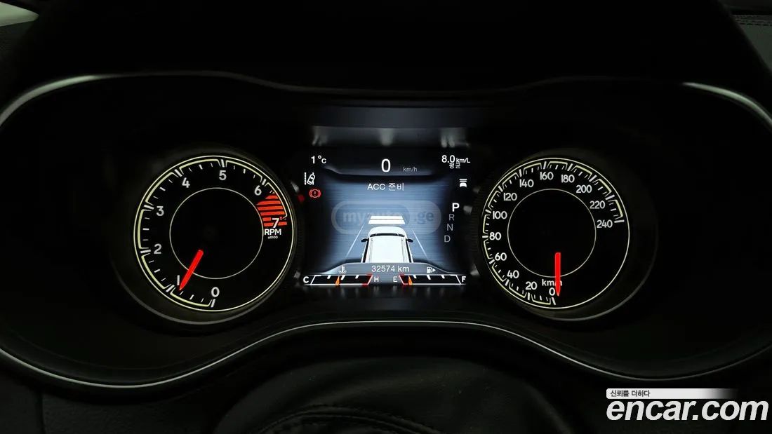 Jeep Cherokee - фото 8