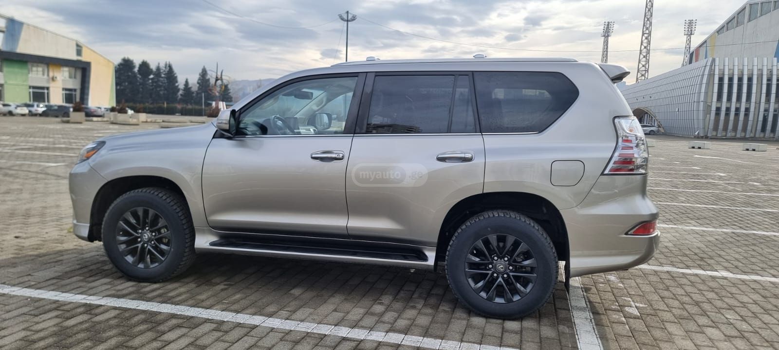 Lexus GX 460 2023 — миниатюра 3